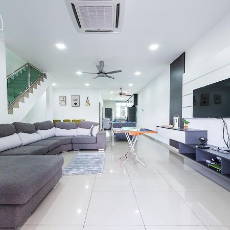 Port Dickson 14Pax 4Br Double Storey House Εξωτερικό φωτογραφία